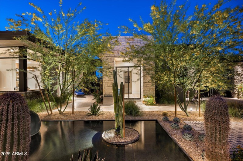 45-8328 E Whisper Rock Trail-45