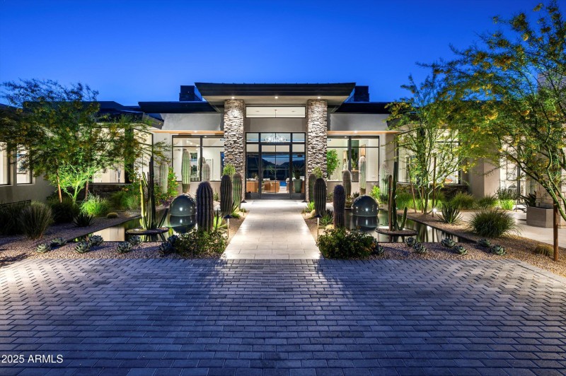 75-8328 E Whisper Rock Trail-75