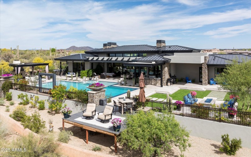 85-8328 E Whisper Rock Trail-85