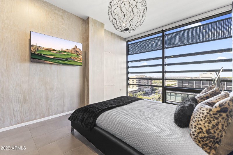 Suite 1