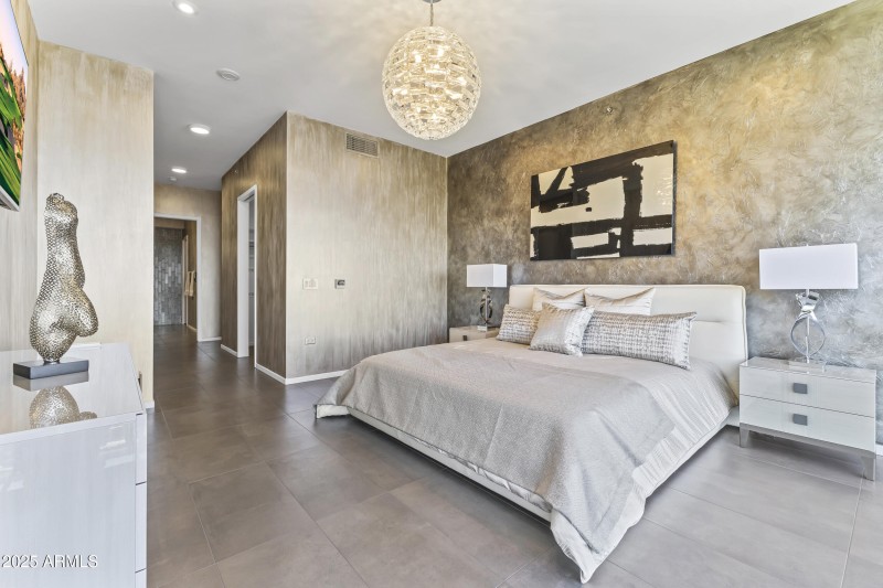 Suite 2