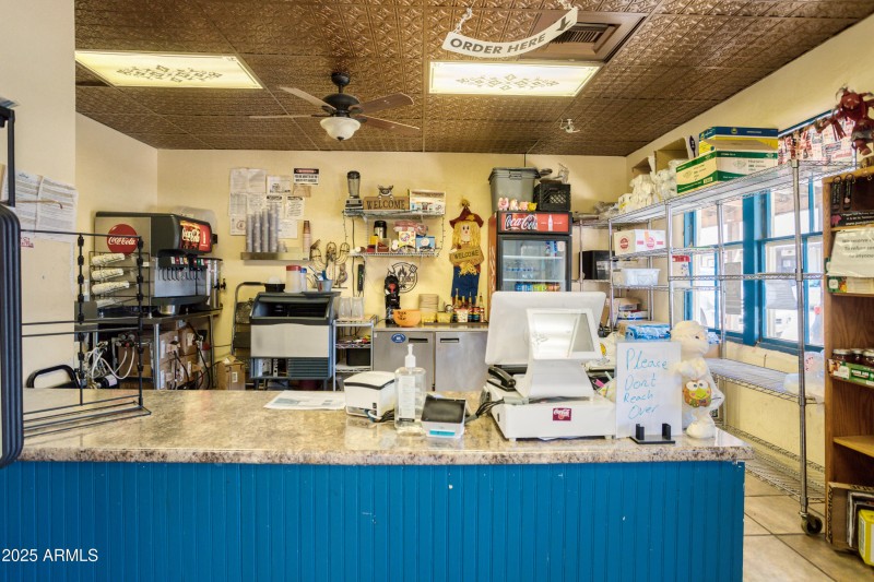 CASHIE COUNTER