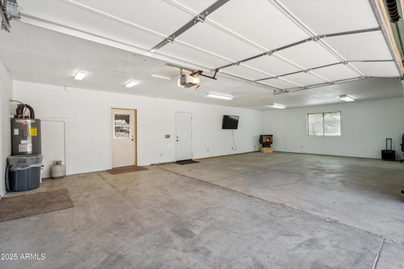 21-Garage