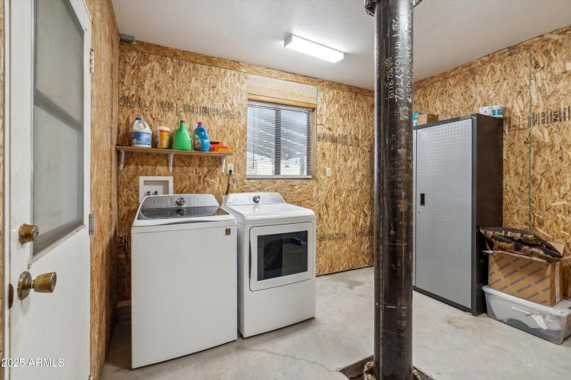 23-Laundry Room