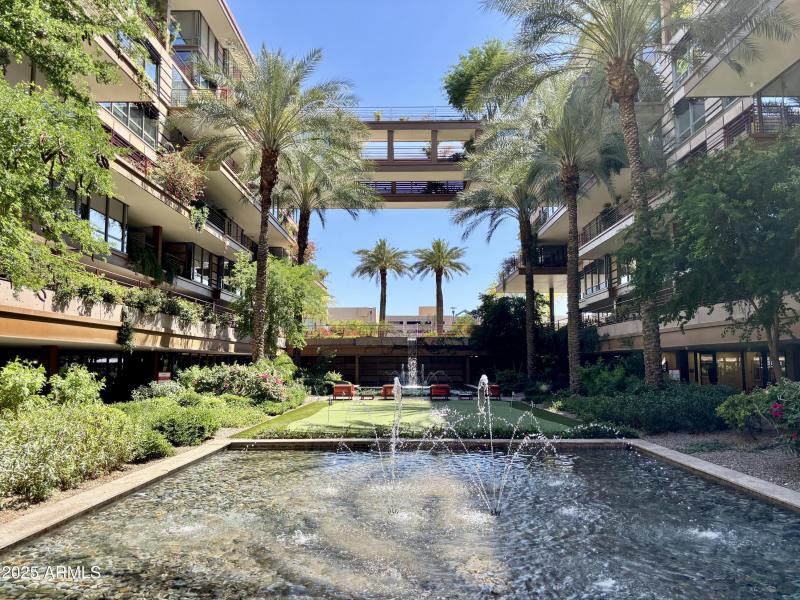 Center Grounds