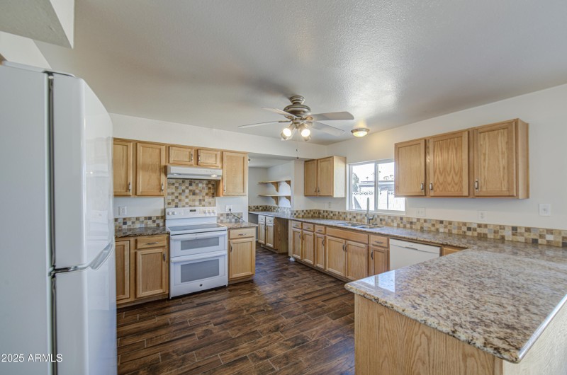 Kitchen 3