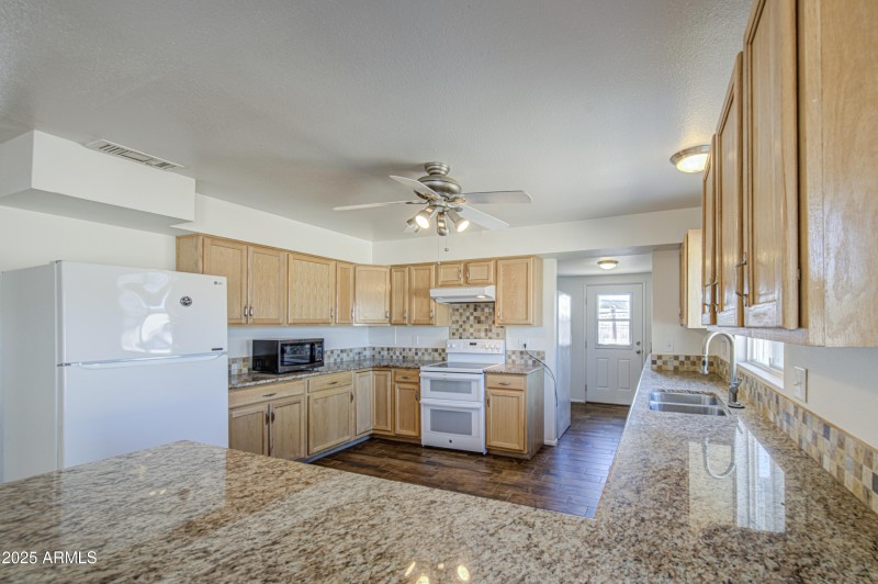 Kitchen 5
