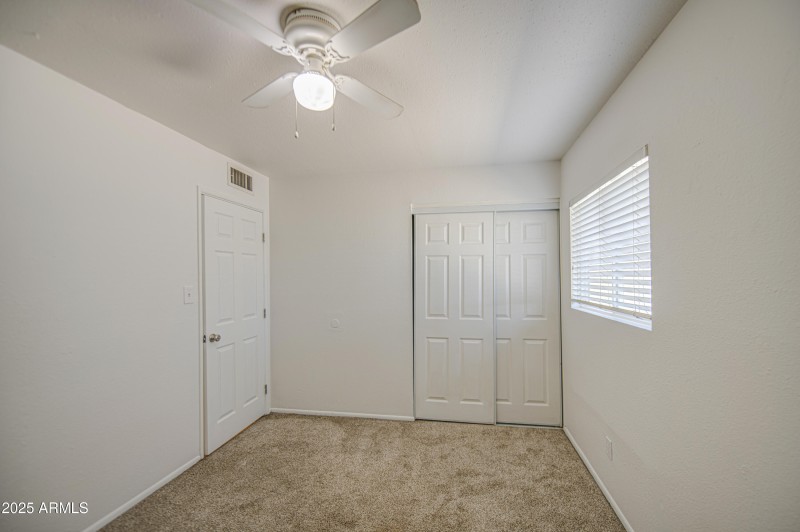 Bedroom 3-pic 2