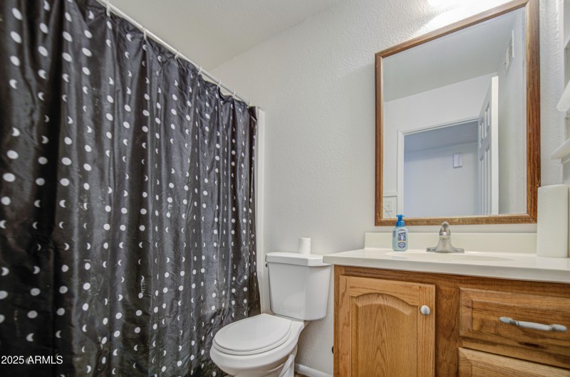 Bathroom 2-pic 1