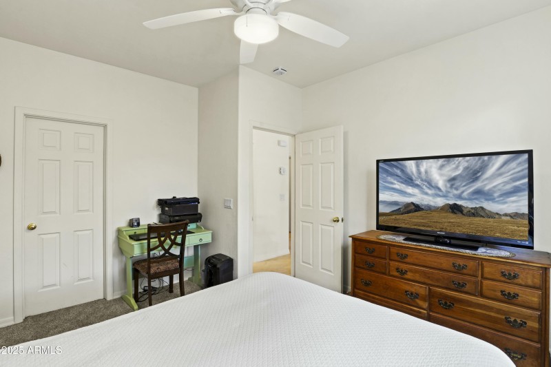Second bedroom