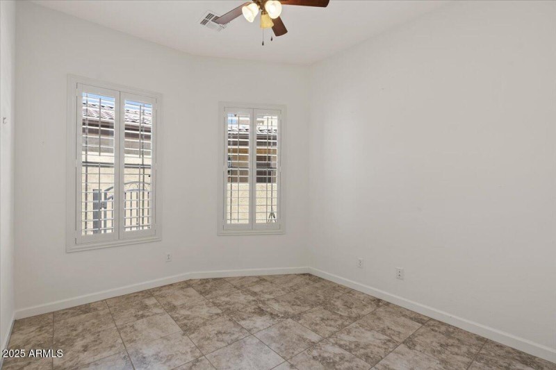 25-Bedroom 2