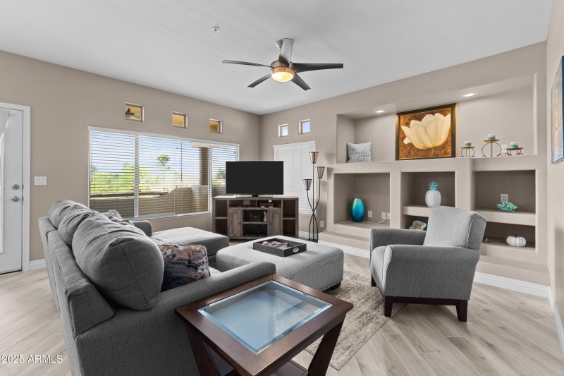 9_9100 e raintree dr-09