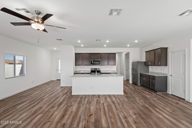 Southwest_Pine_D_L_003