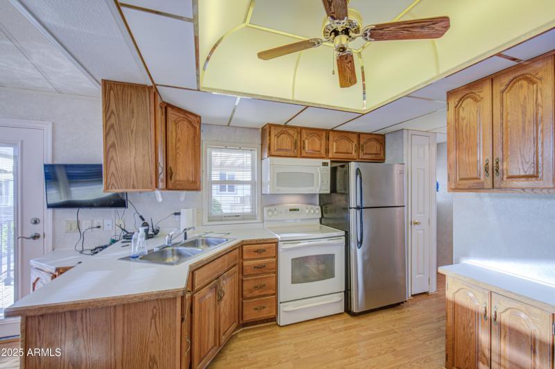 Kitchen 3