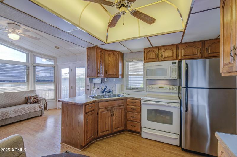 Kitchen 4