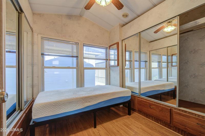 Bedroom-pic 1