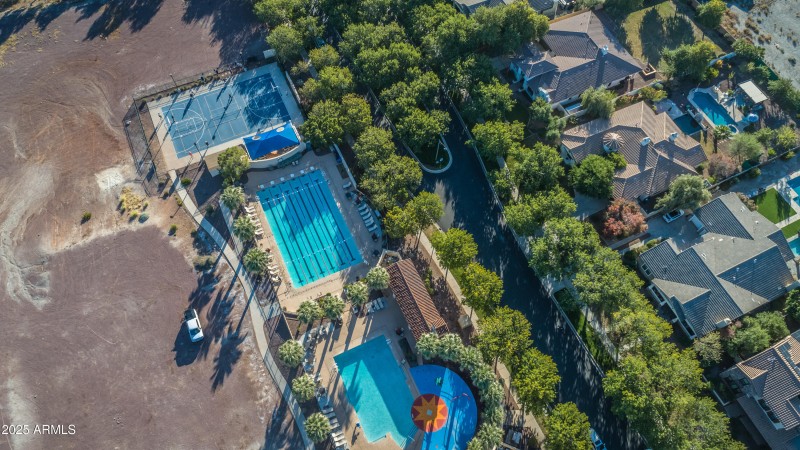 DroneMainStPools