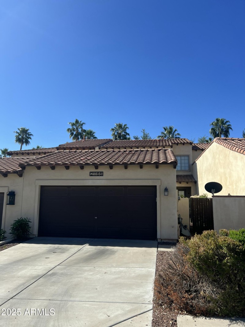 Rear Garage