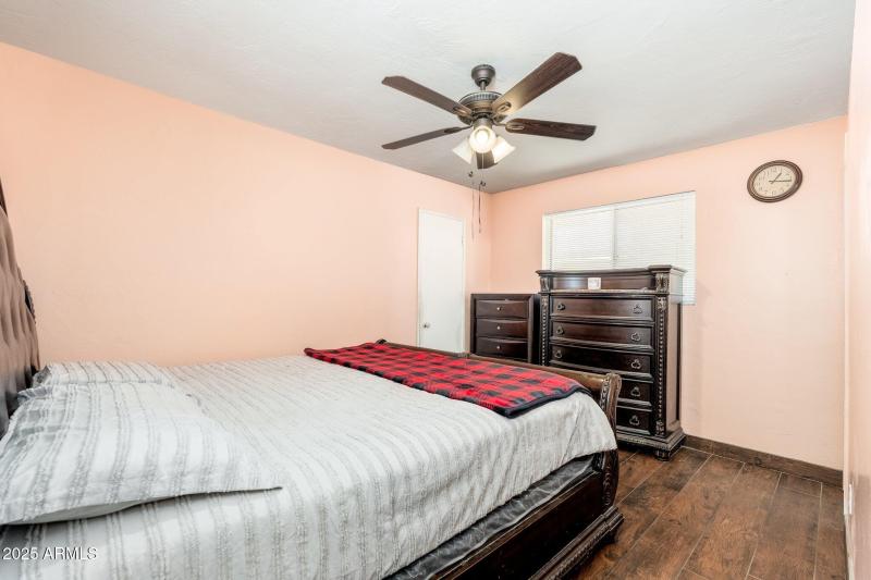 8602 N 27th Ave - 15