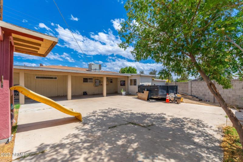 8602 N 27th Ave - 32