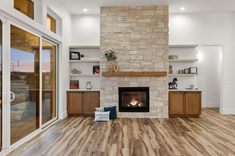 14-Living Room 4