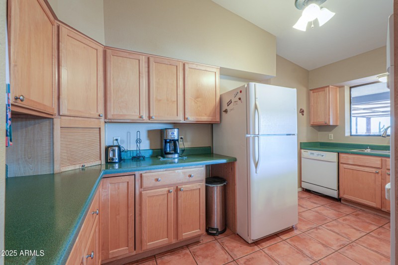Kitchen (1)