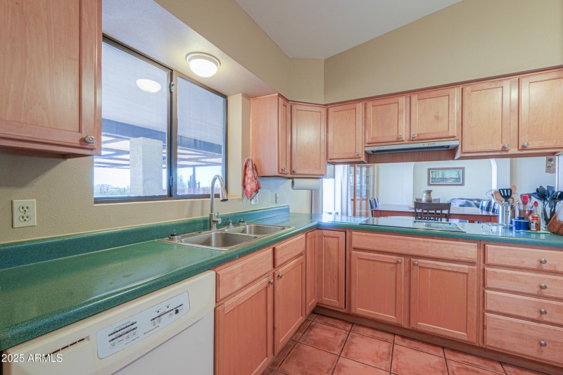 Kitchen (3)