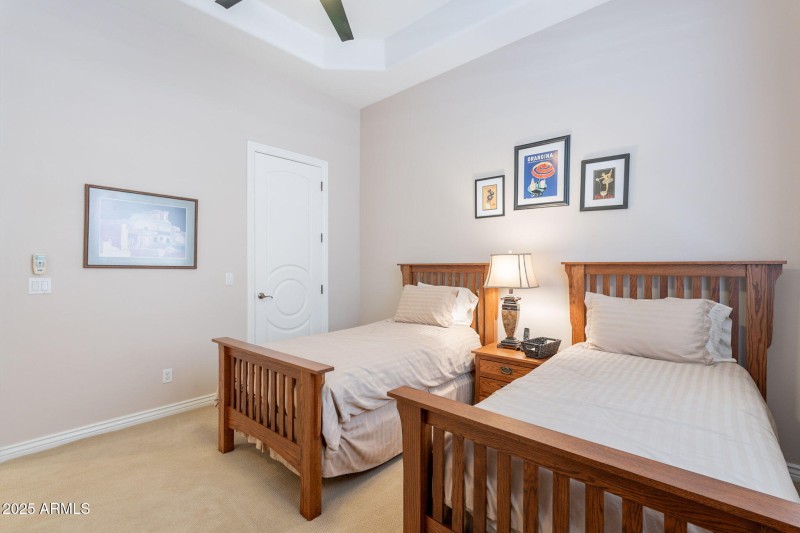 38-web-or-mls-Mountain Stone-38