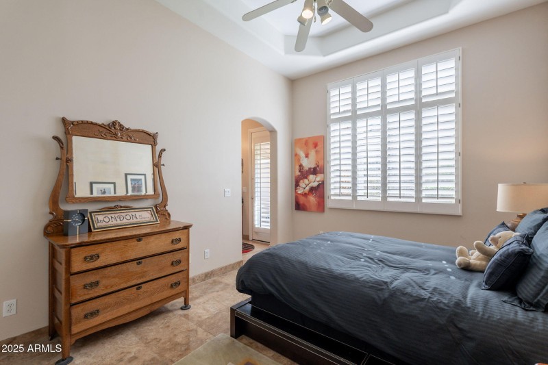 30-web-or-mls-Mountain Stone-30