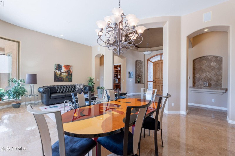 10-web-or-mls-Mountain Stone-10