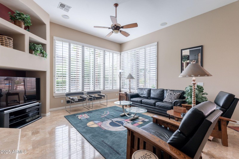 15-web-or-mls-Mountain Stone-15