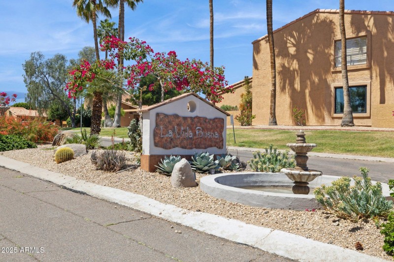 29-web-or-mls-16276-e-rosetta-dr-58