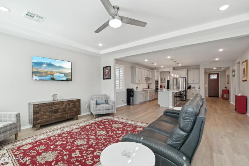 7-print-N Pioneer Dr-2604-007