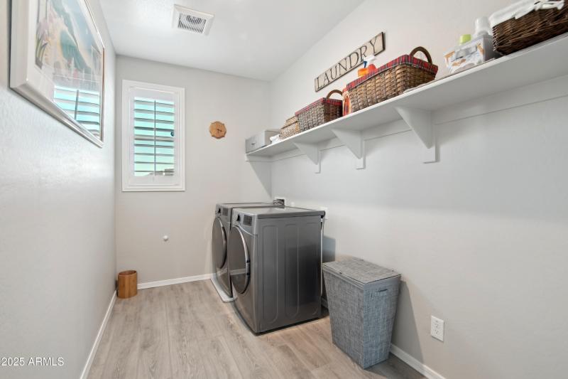 30-print-N Pioneer Dr-2604-030