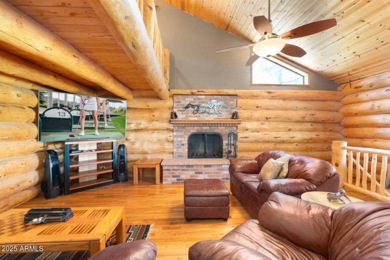 7e9a64ca-6810-45a0-9f10-a7951bcc7833