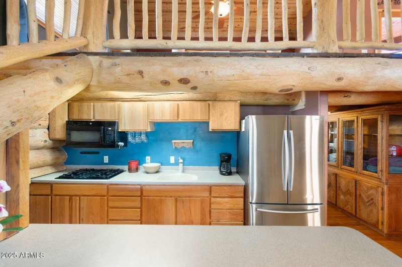 f16d1e53-8523-454b-ba02-acf787117734