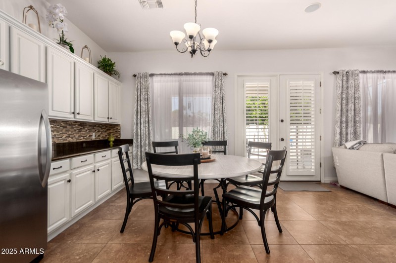 Breakfast Room
