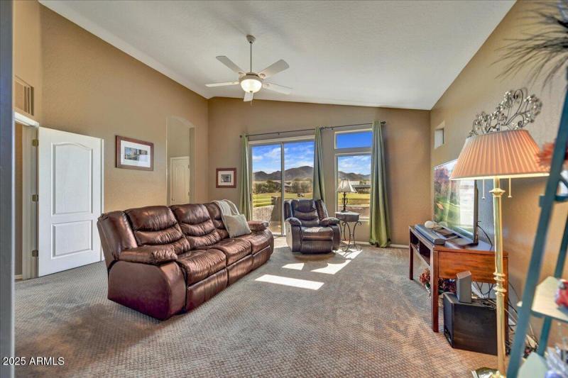 Primary Suite/5th Bedroom/Office
