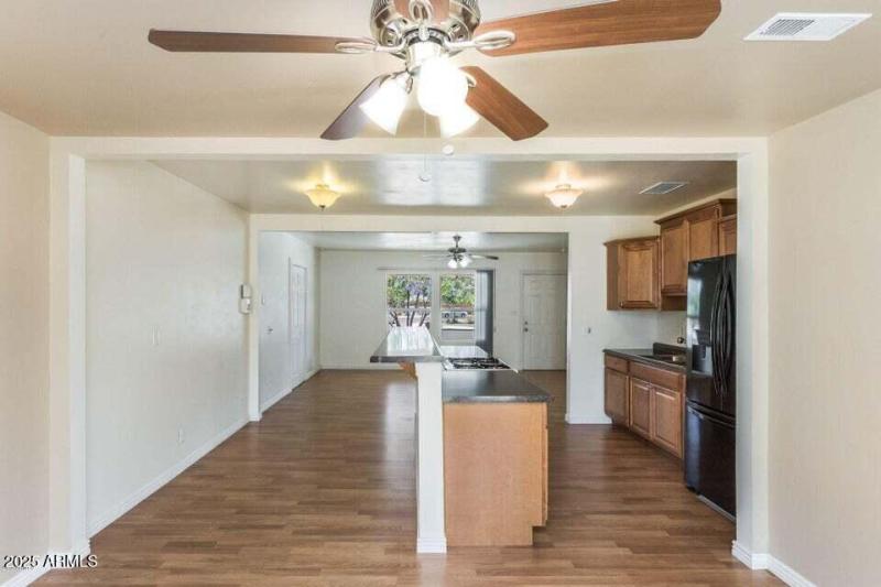 Palmaritas kitchen 2