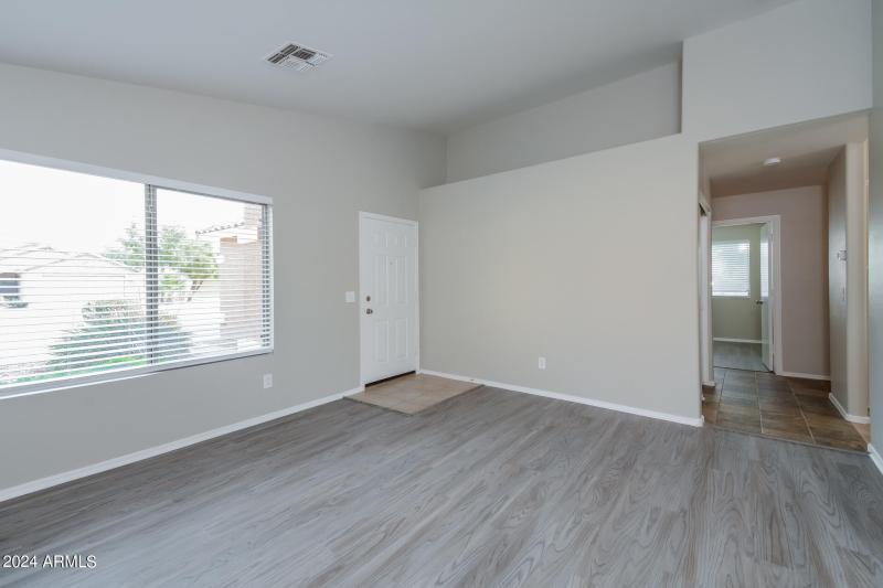 007-photo-bonus-room-8256716