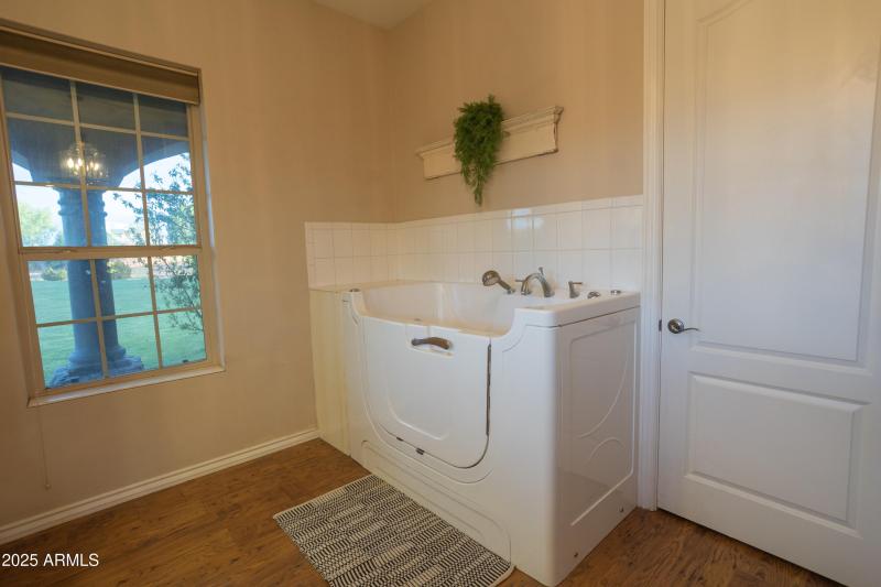 Caldwell guest home 3