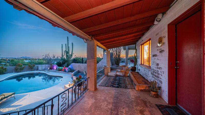 612 N Signal Butte Rd Exterior Photos-8