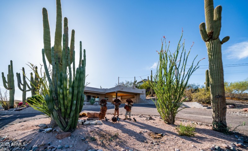 612 N Signal Butte Rd Exterior Photos-61