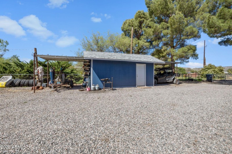 Shed