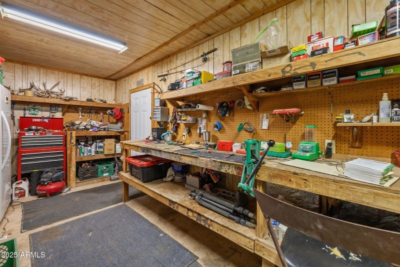 Shed