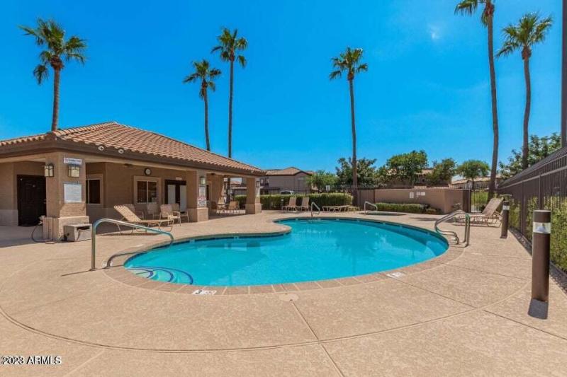 superstition springs pool