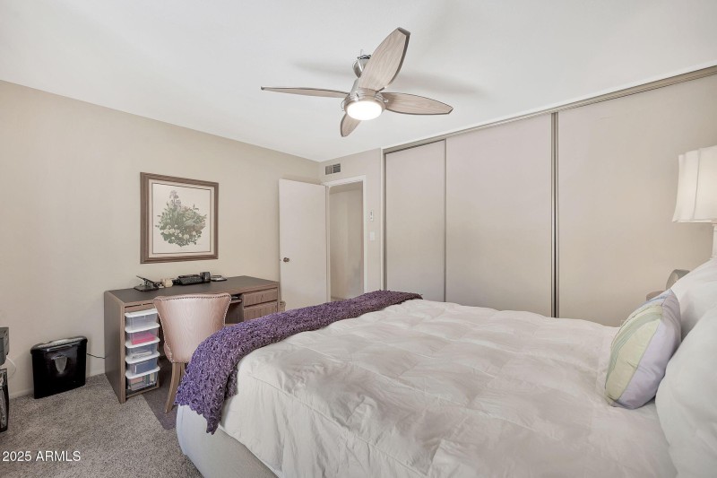 Bedroom 3 / Office