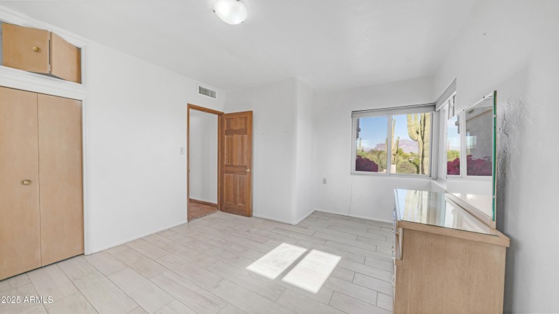 612 N Signal Butte Rd (18)