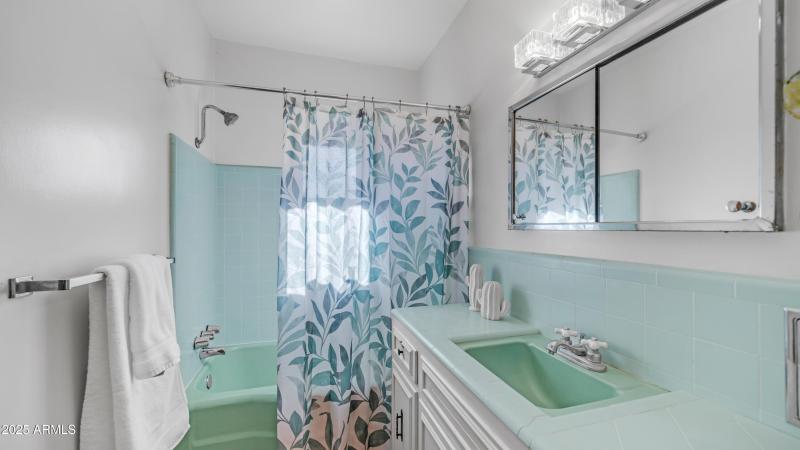 612 N Signal Butte Rd (19)