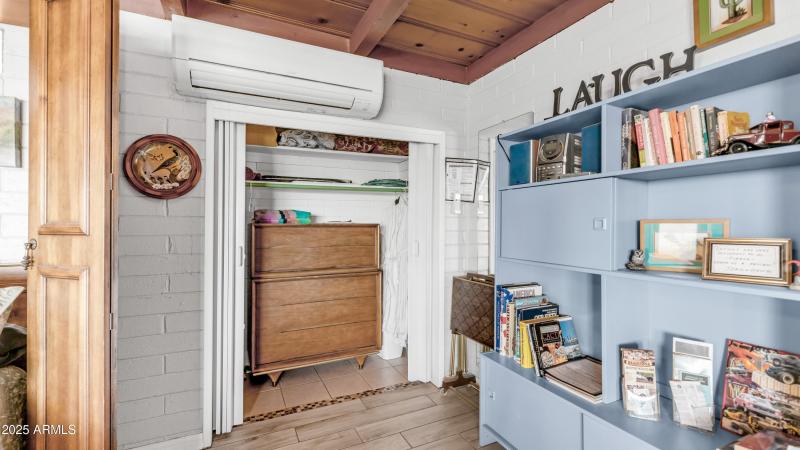 612 N Signal Butte Rd (24)